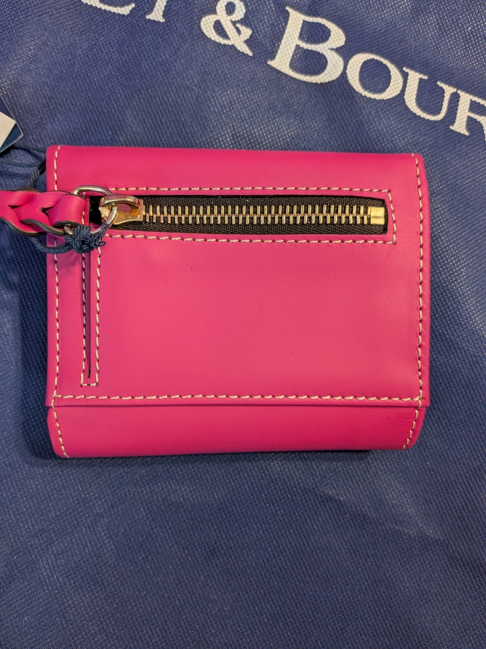 NWT! Dooney & Bourke Vachetta Beacon Zip Top Tote & Wallet Set in MAGENTA - Picture 14 of 16